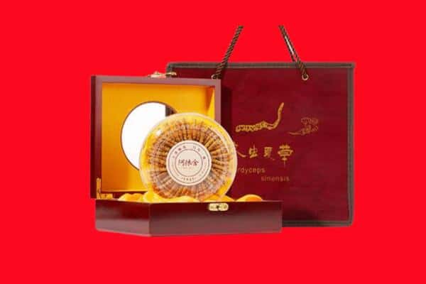 诚信求购:锡林郭勒东乌珠穆沁旗高价回收冬虫夏草是按克吗